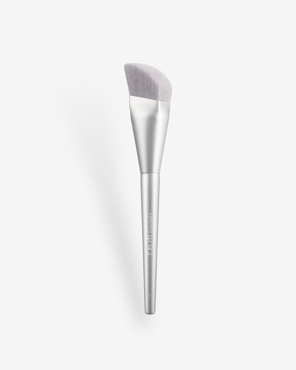r.e.m. beauty Foundation Brush F1