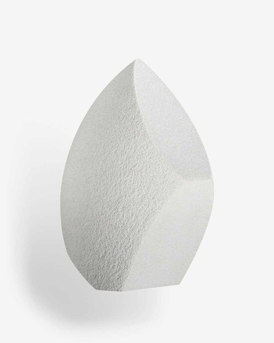 r.e.m. beauty Dreamcloud Face Blender