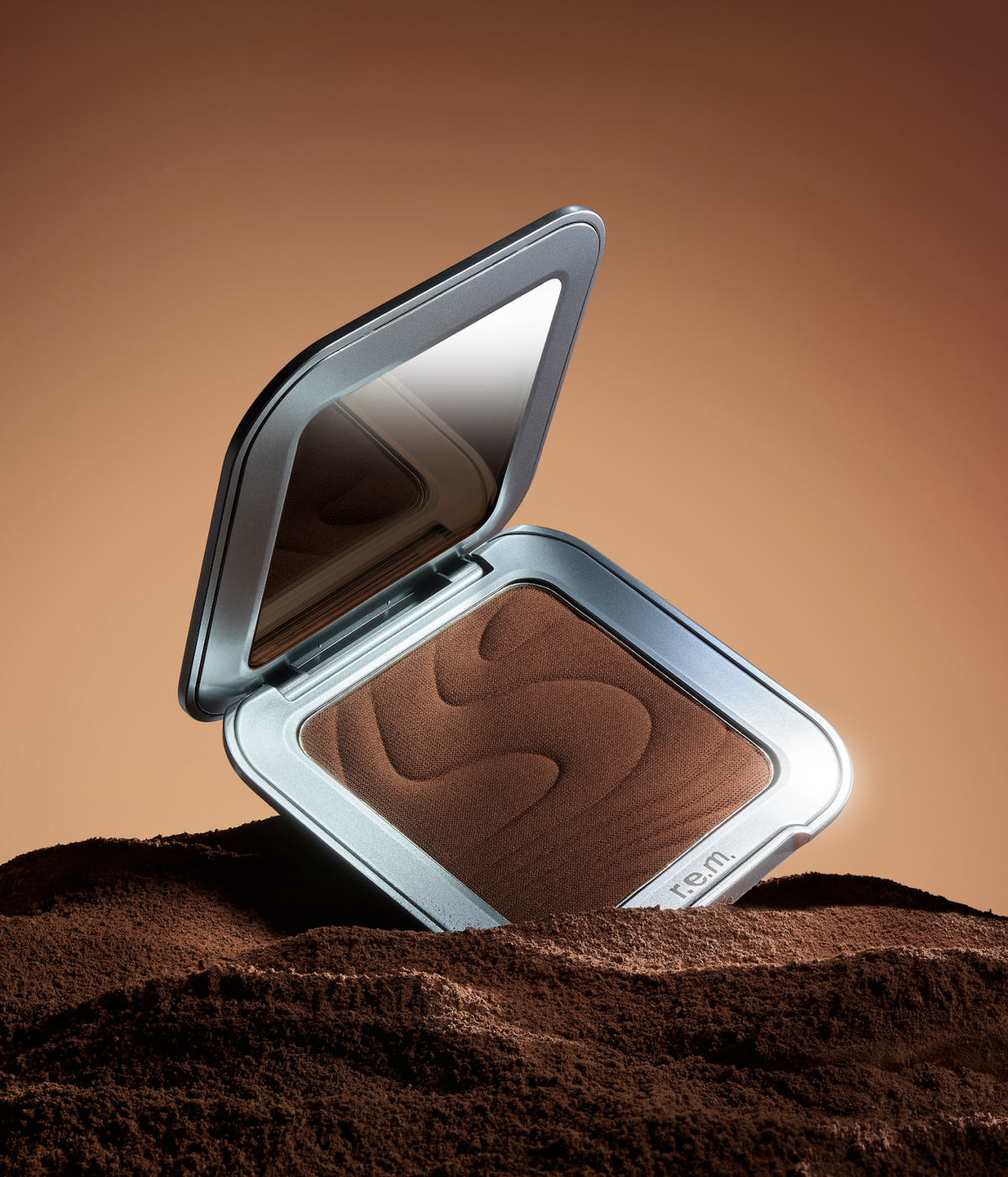 r.e.m. beauty Hypernova Bronzing Powder