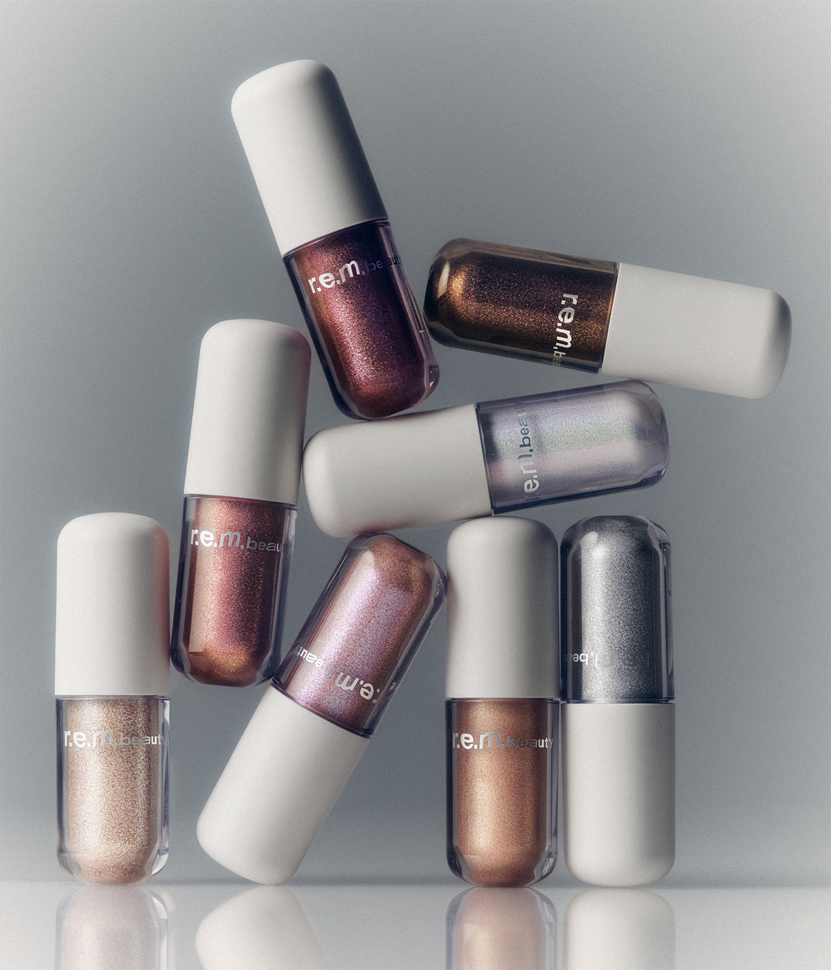 r.e.m. beauty Starlet Liquid Eyeshadow