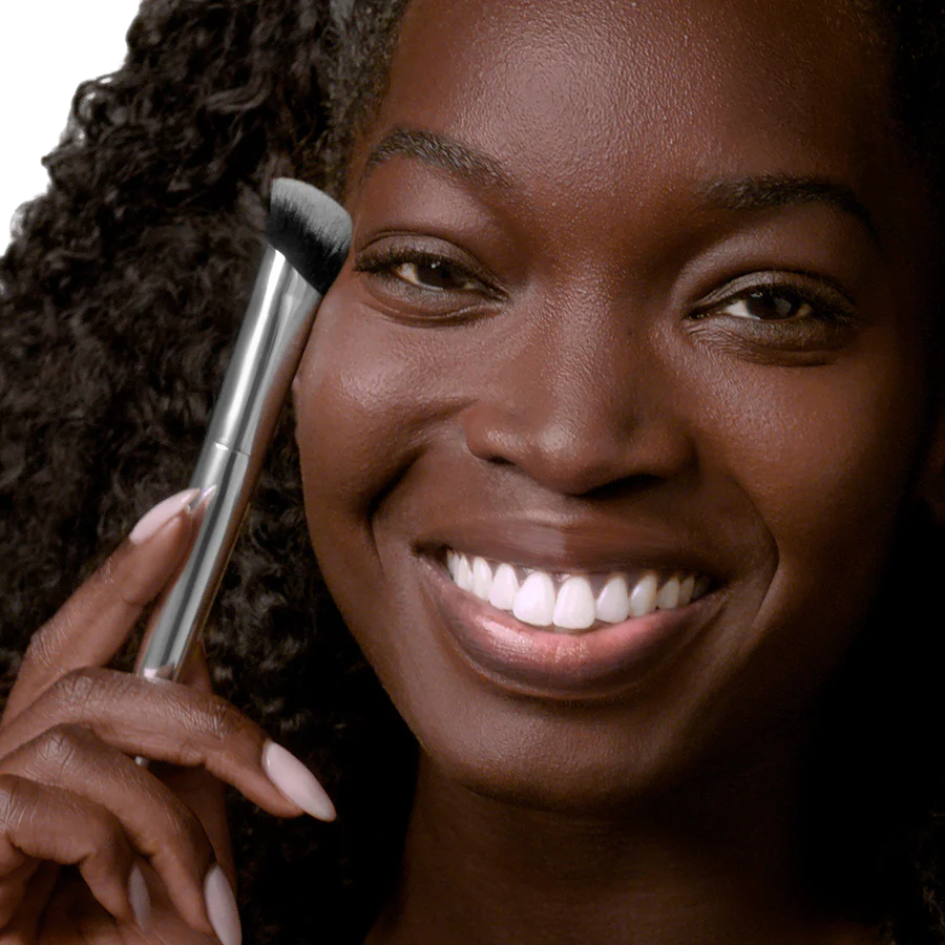 Triclone™ Skin Tech Concealer Brush