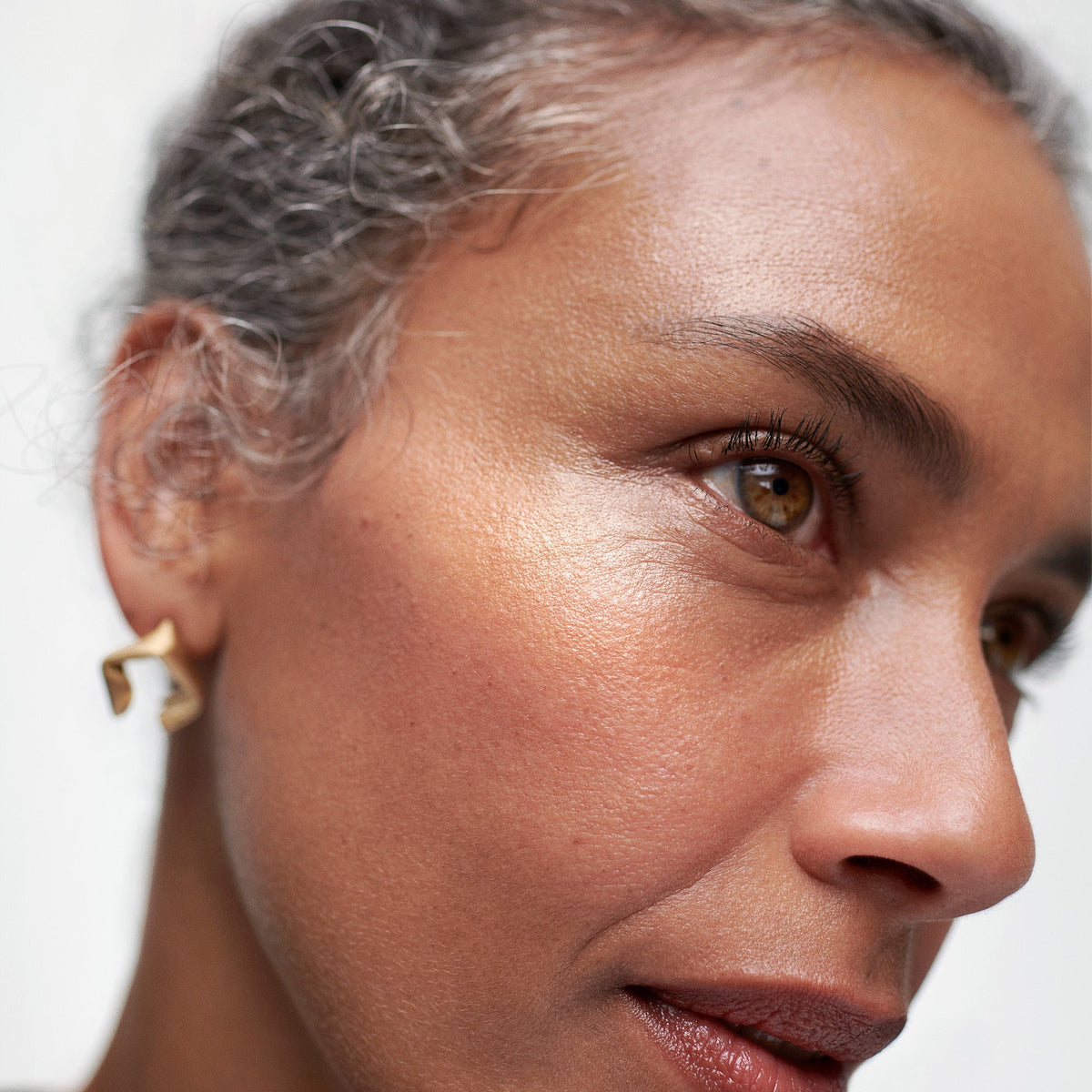 MERIT Day Glow Highlighting Balm