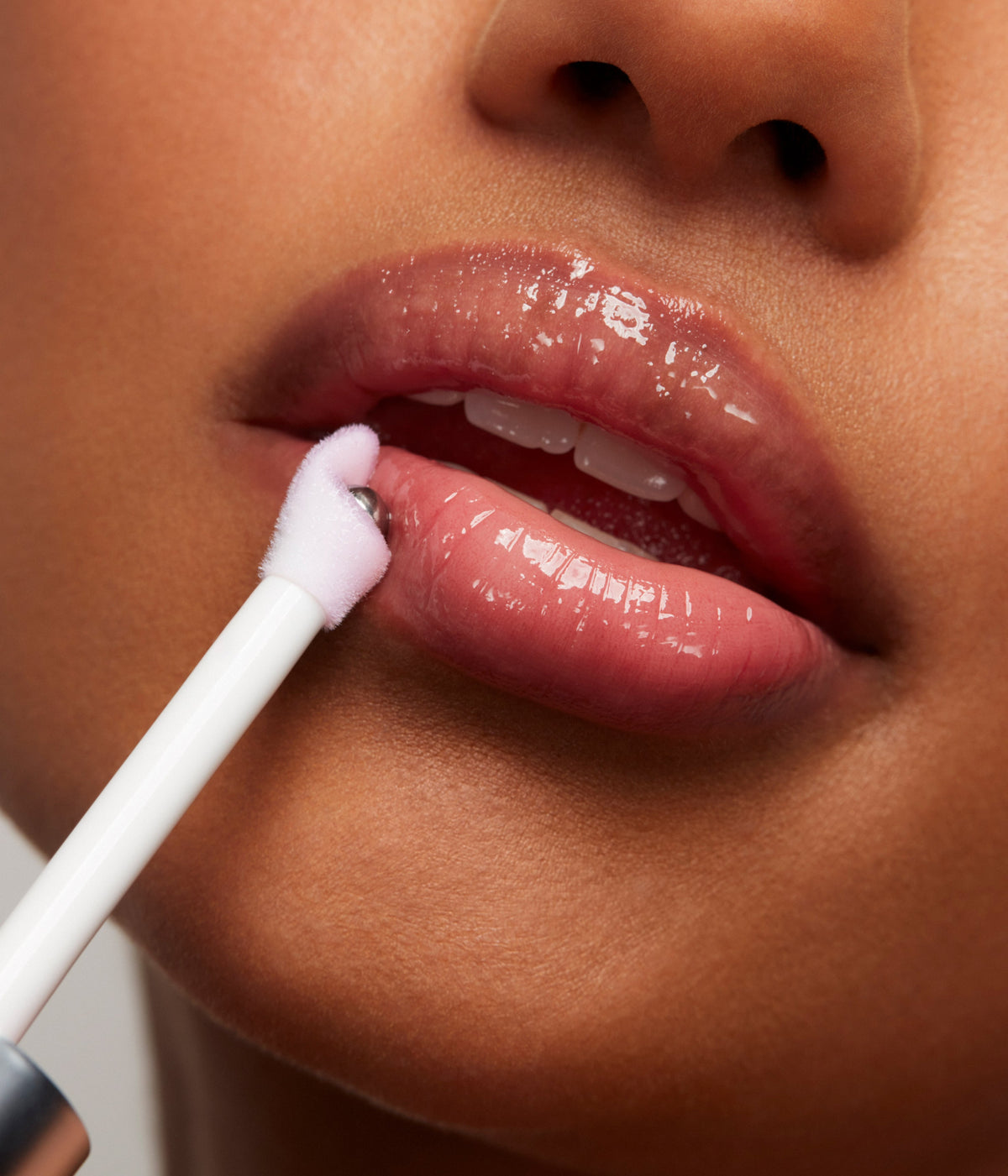 r.e.m. beauty Essential Drip Lip Oil